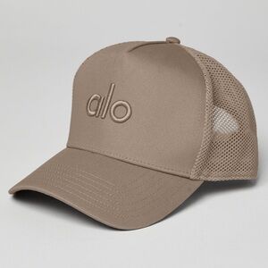 Unisex Alo Tan Trucker Hat
